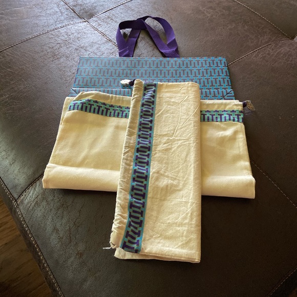 🌸3pc Tory Gift Set🌸 - Picture 6 of 7